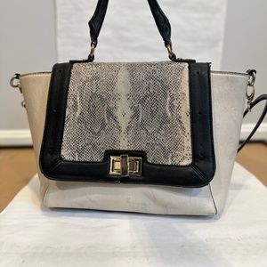 Large Cream bag with reptile pattern and gold clasp